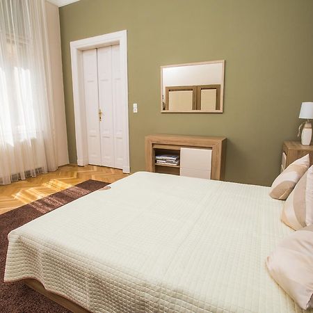 Novak Apartman Segedín Exteriér fotografie