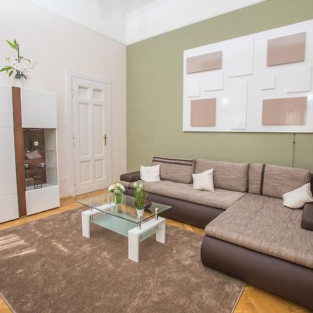 Novak Apartman Segedín Exteriér fotografie
